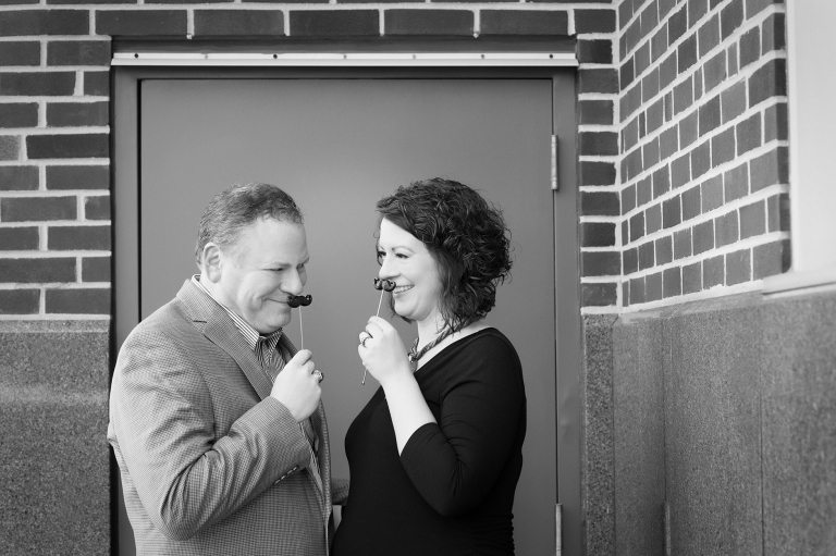 _DSC5072L&Tmaternitybw